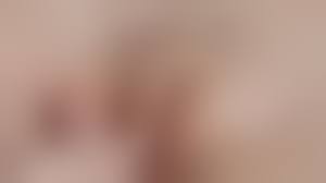 маленькие голые гимнастки |Молодые Голые Гимнастки Позирует В Студии, Изолированных На Белом  Фотография, картинки, изображения и сток-фотография без роялти. Image  19477946