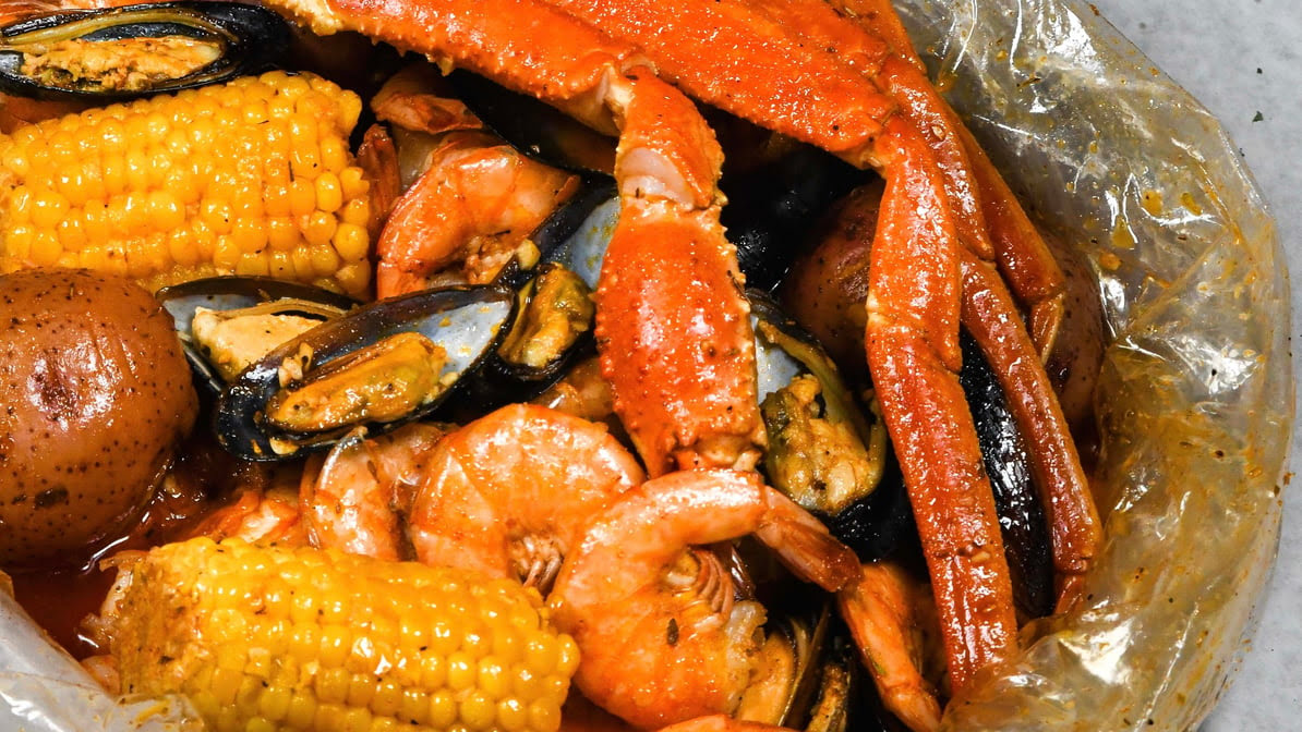 Hook & Reel Cajun Seafood & Bar by null