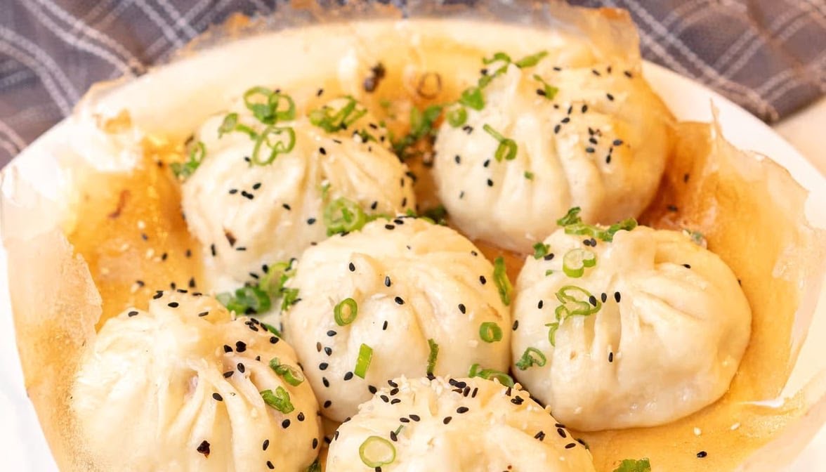 Mount&Bao by null