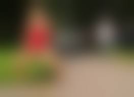  на людях безтрусиков|Под юбкой без трусов - Просто гуляю на публике без трусиков и мигаю киской  - Pornhub.com