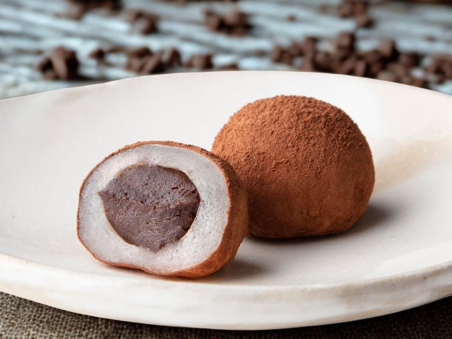 K MINAMOTO Century City Store by null