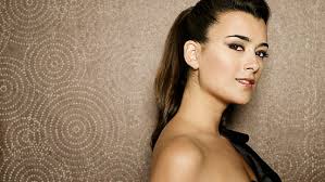 Mv byju ztytmmjins ux jpg x Cote de pablo sexy