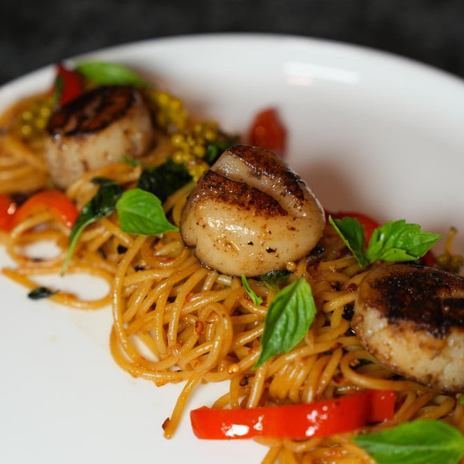 Som Dee Thai Kitchen & Bar by null