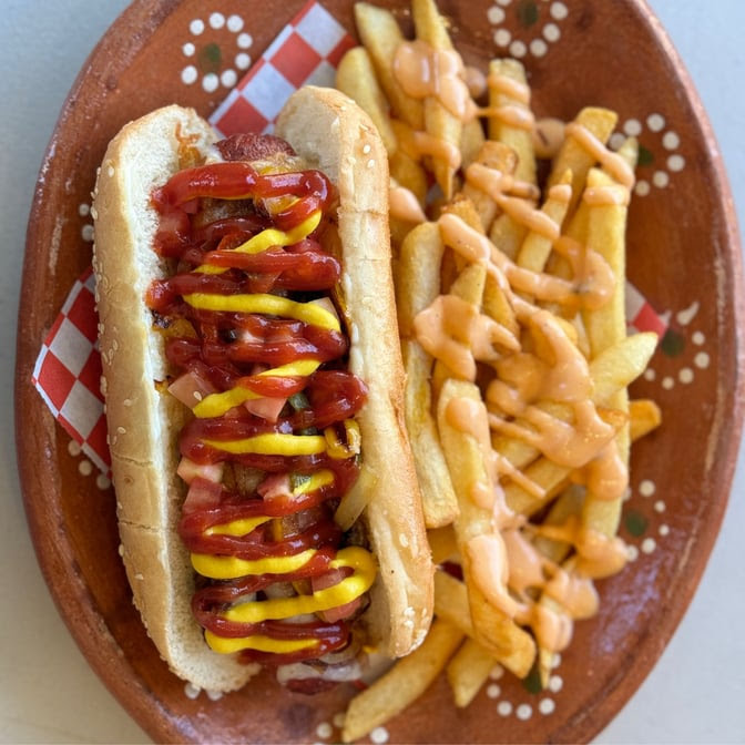 EL GÜERO FOOD TRUCK by null