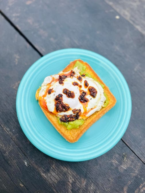 Only Yolking by null