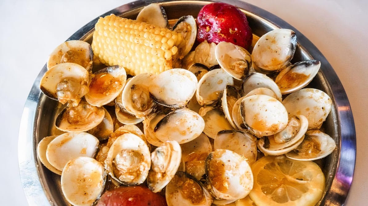 Hook & Reel Cajun Seafood & Bar by null