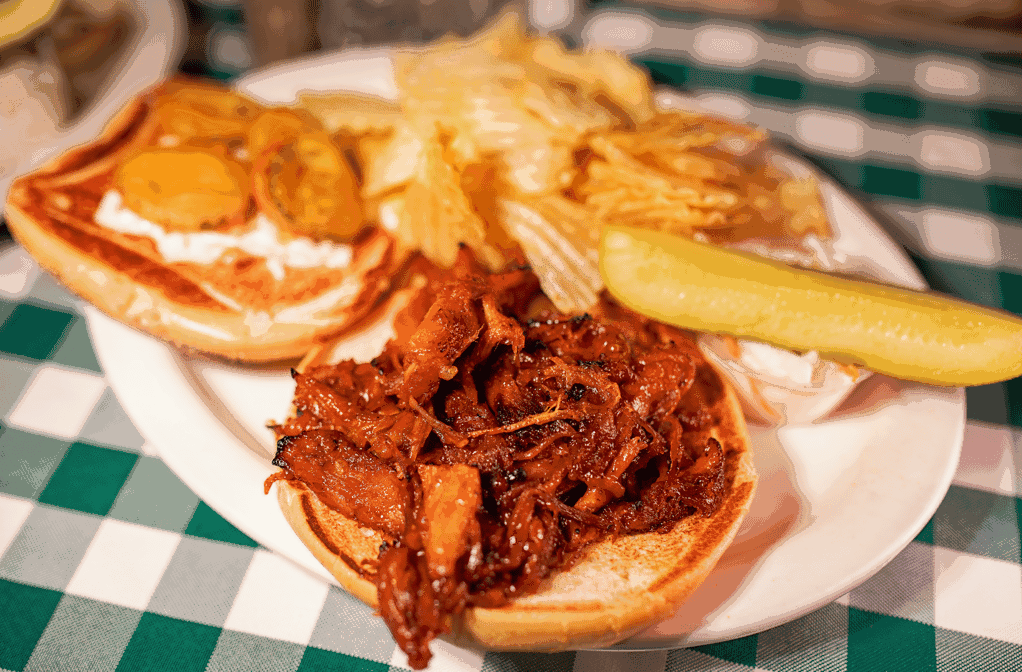 Frankie's Bar & Grill by null