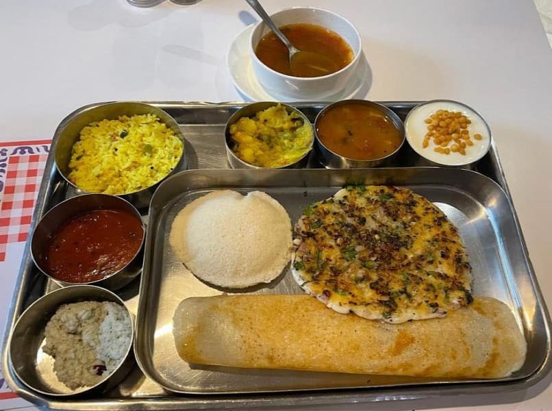 Deepee Restaurant (formerly Dasaprakash) by null