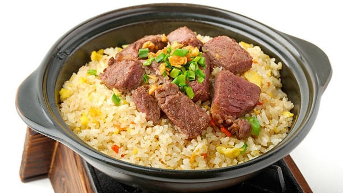 Su's Chinese Cuisine by null