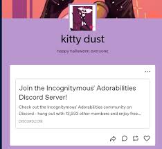 Someone promotes a discord server with non legal png x Discord server