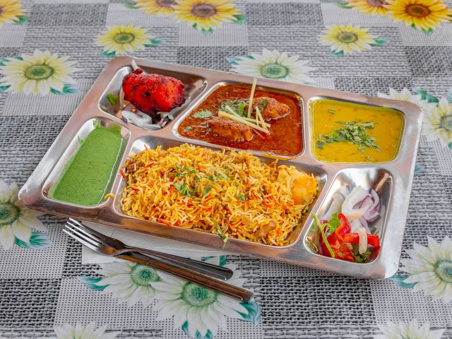 Famous Tandoori by null