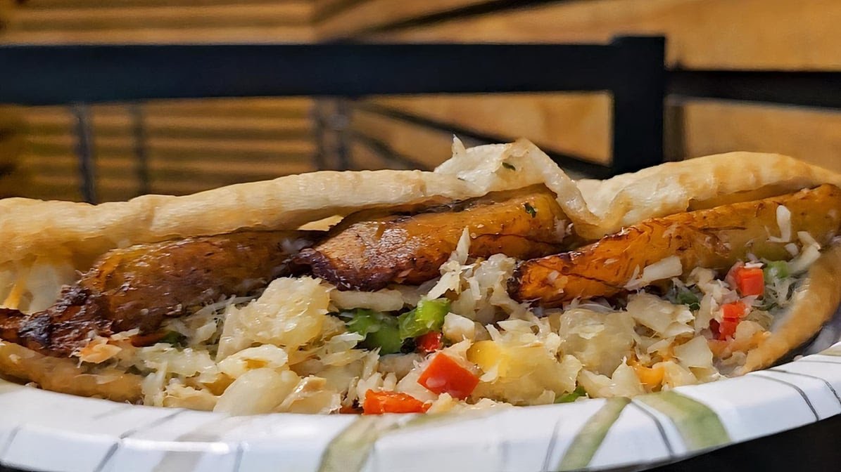 Suzy's Roti Parlour by null