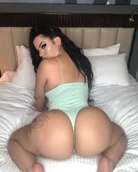 Thick with beautiful plump ass wants to be on pornhub with jpg x Beautiful thick