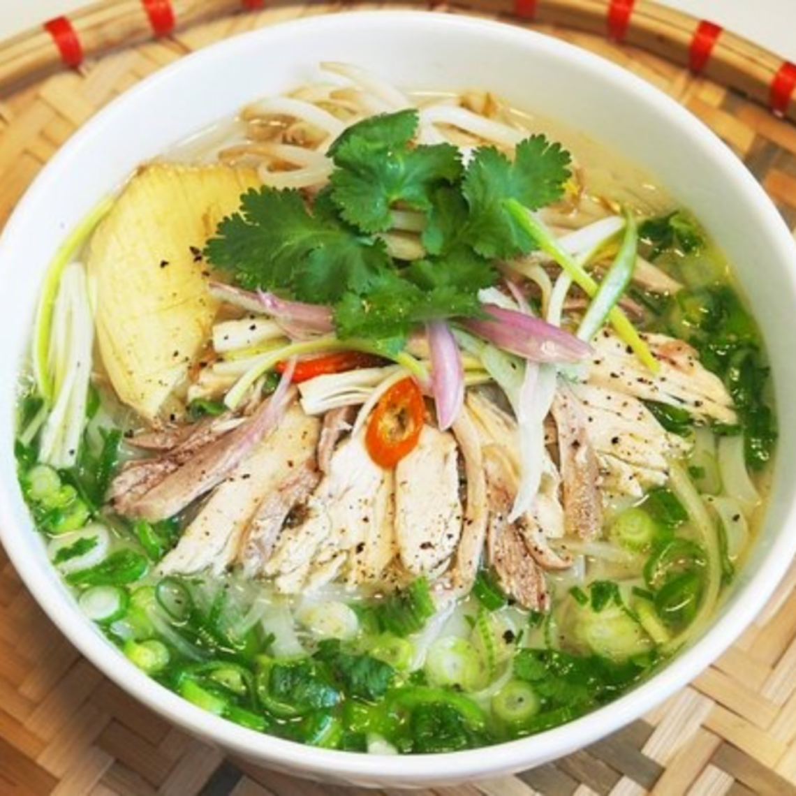 District 7 Pho by null