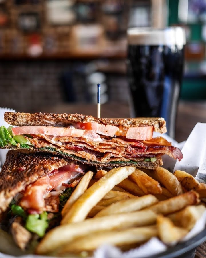 Mcdonough's Restaurant & Lounge by null