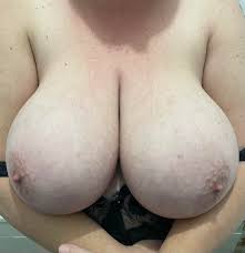 My wifes huge tits jpg x My wifes huge tits