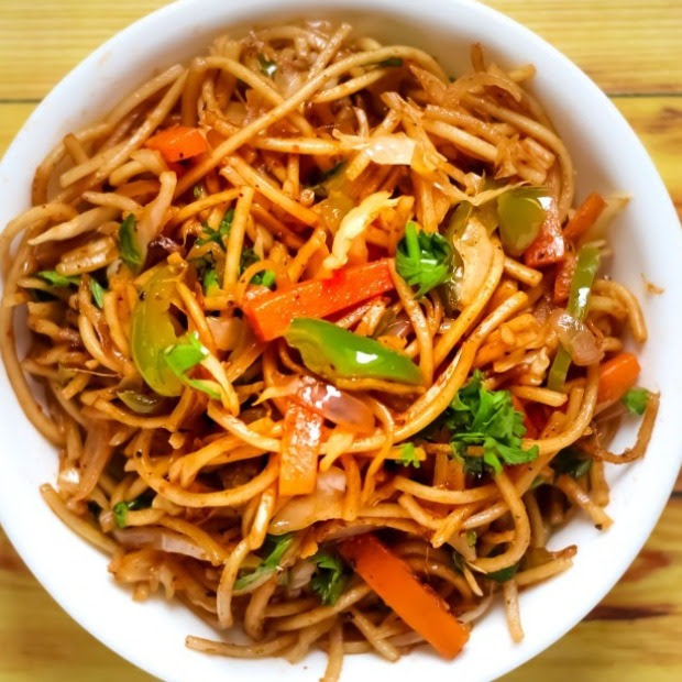 Everest Momo & Kabab by null