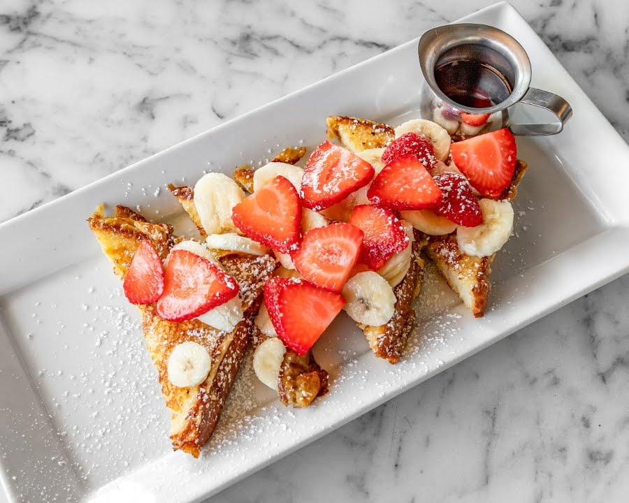 Blue Daisy Melrose by null