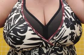 MILF big boobs|Club Milf Magazine No 418 includes DVD – Natasha's Top Shelf