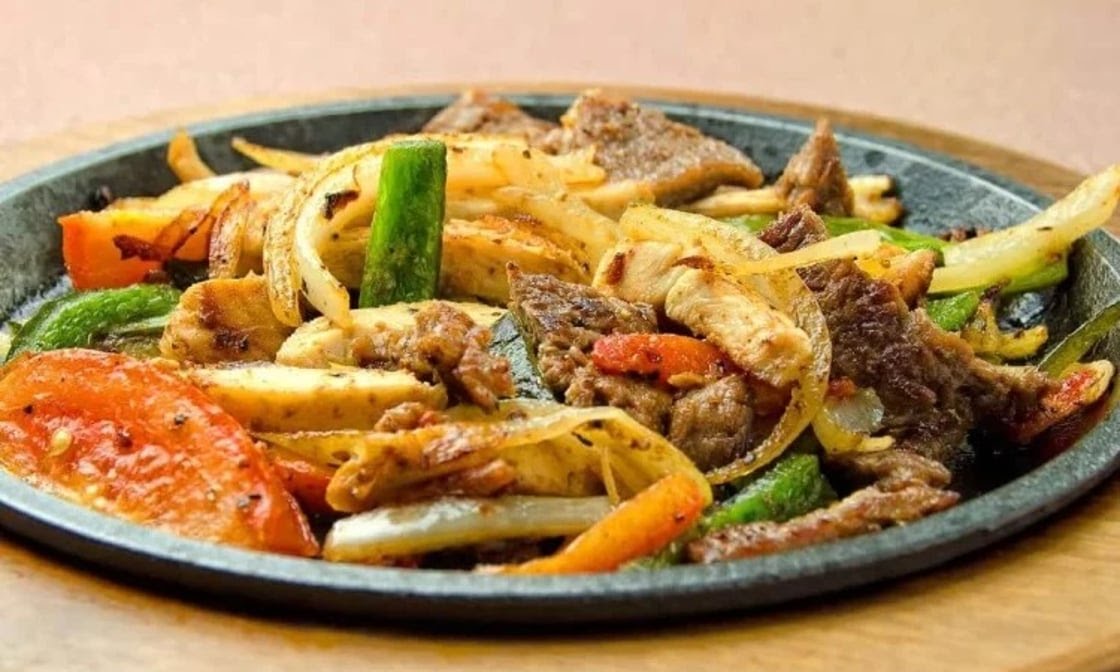 El Azteca Mexican Restaurant & Tequila Bar by null