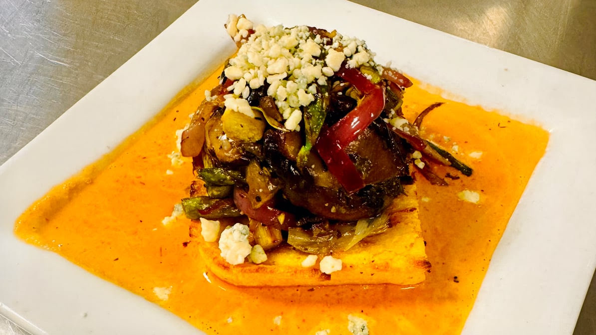 Lou Lou Food & Drink by null