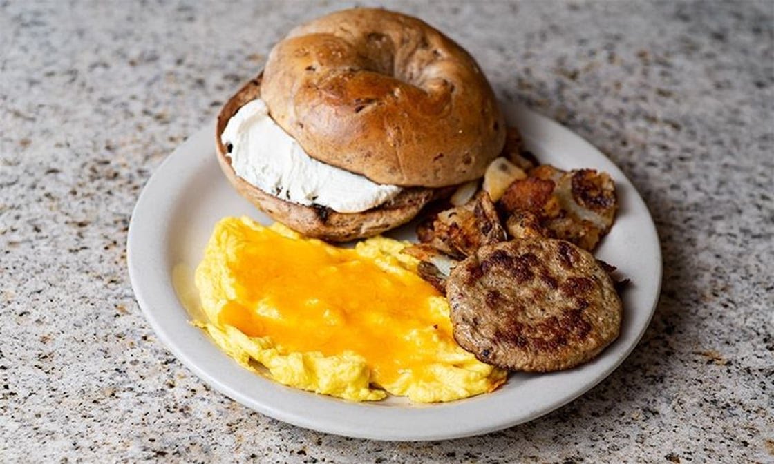 Chompie's Restaurant, Deli, and Bakery by null