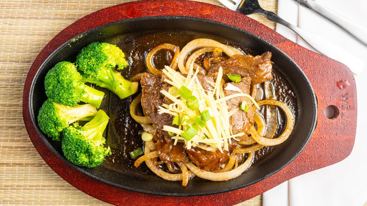 Khao Hom Thai & Sushi by null