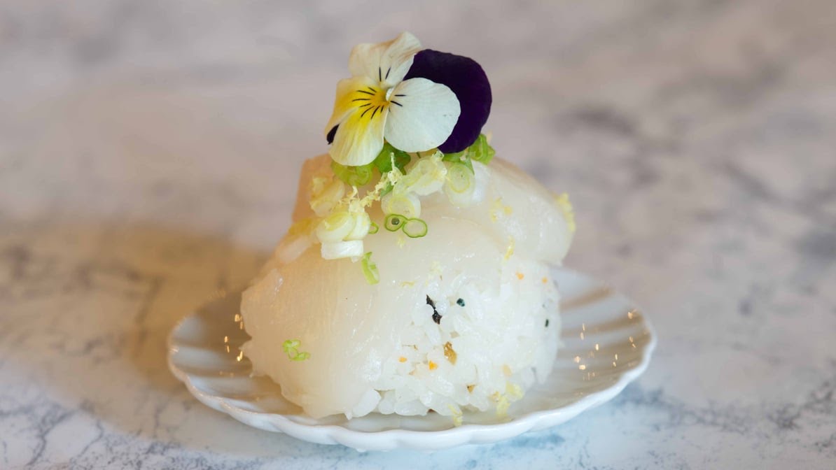 Greenlake Sushi and Roll by null