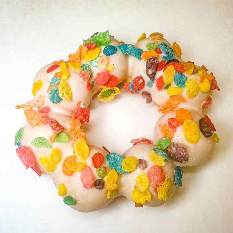 Chateraise & Donuts by null