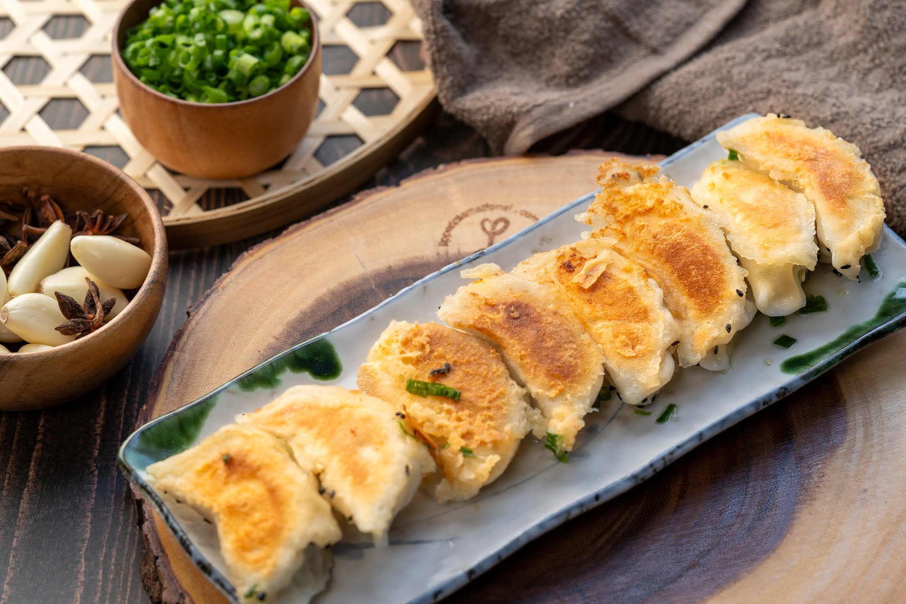 Dumpling Bites by null