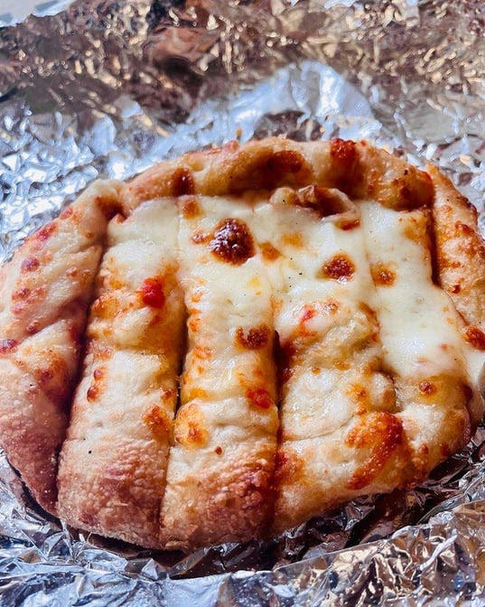 Mama's Pizza Kitchen by null