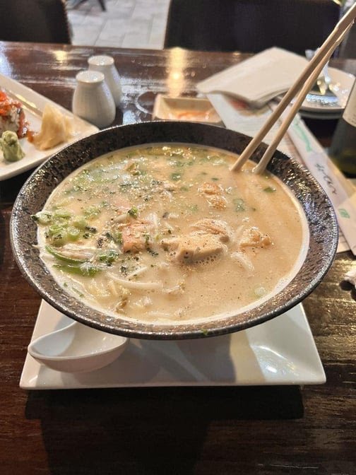 Fuji Sushi Upper King by null