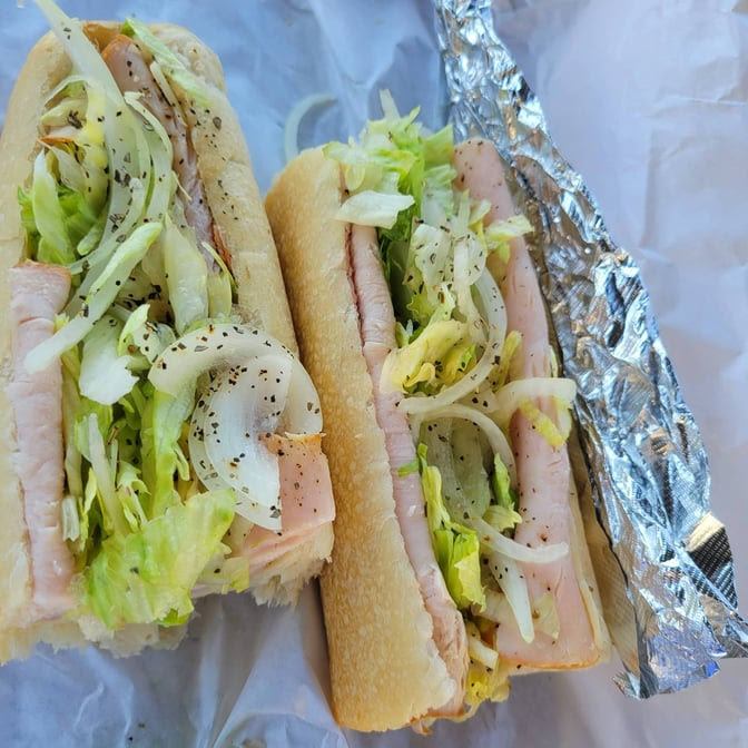 Dauphin Pizza by null