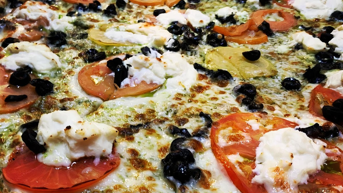Reno's Pizzeria & Restaurant by null