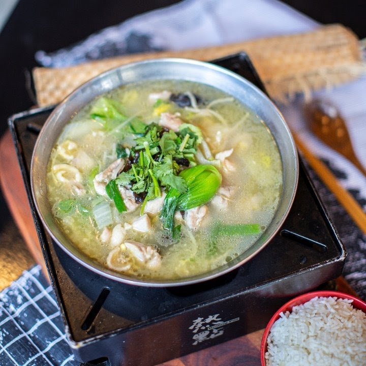 Shang Noodle Chicago Streeterville by null