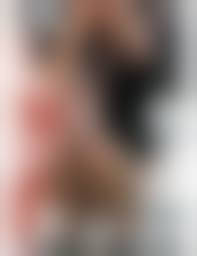 しゃがみパンチラママ|公園で子連れママさんがしゃがみ込んでパンツ丸見え画像 | パンチラ109