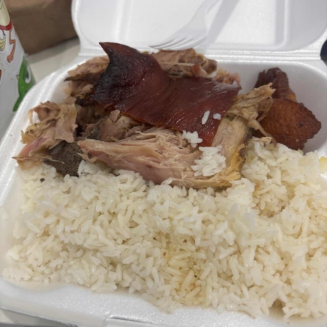 Casa De Las Empanadas Restaurant and Bakery by null