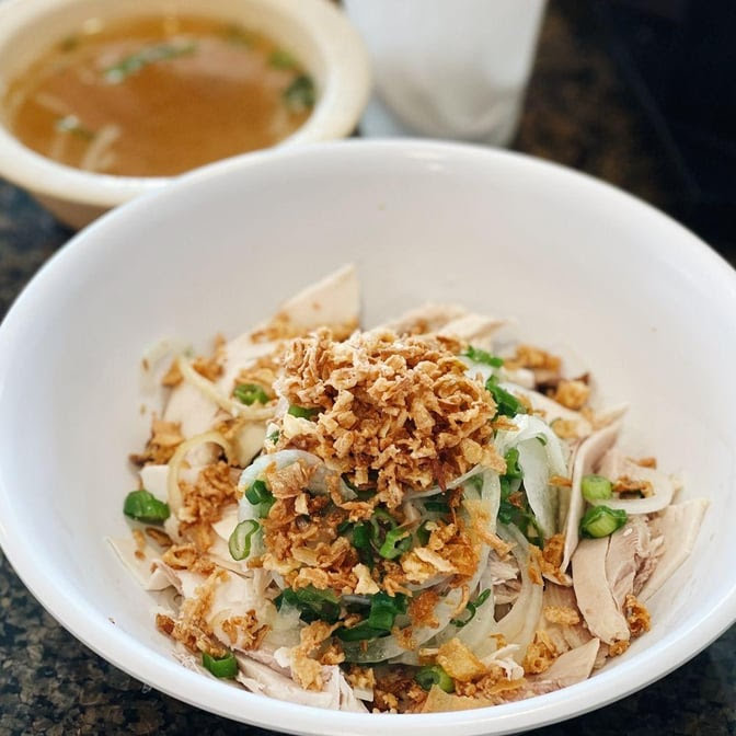 Phở Bình by null