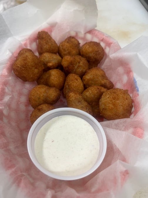 Beargrass Creek Tavern by null