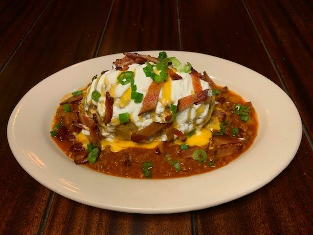 Breadsoda Bar, Deli & Billiards by null