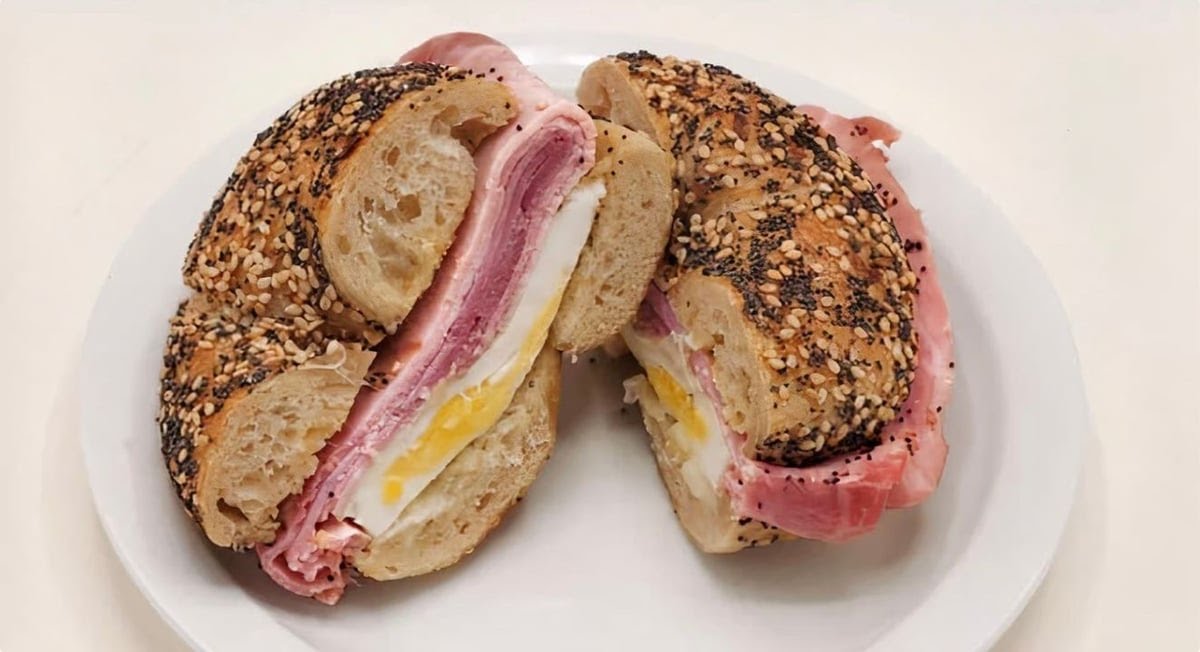 Rubinstein Bagels Eastlake by null