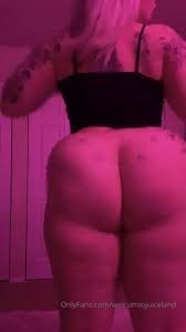 Dat bitch named juicy sheza druq nat foxx big booty strippers jpg x Dat bitch juicy