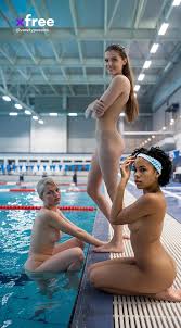 Adad e de ec jpg x Naked pool