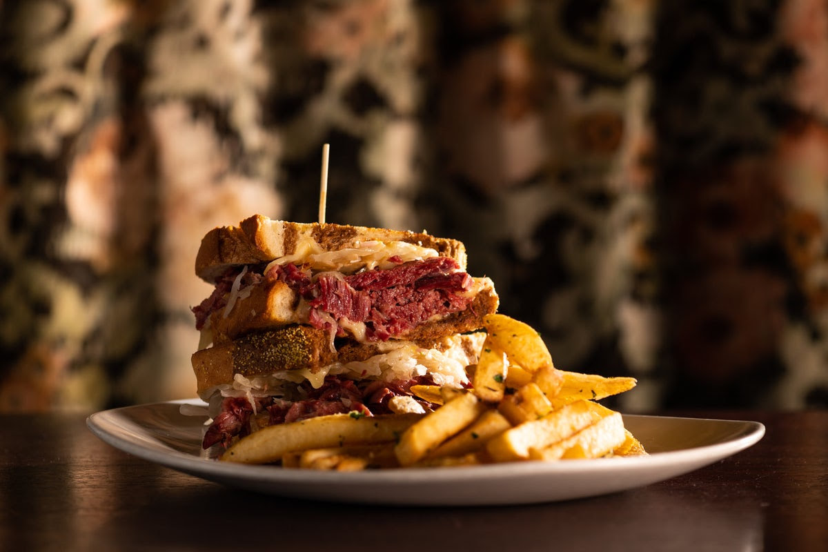 Joe's Waterfront by null