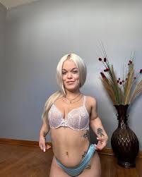 Kate Adams nude|Charli kate adams | Facebook