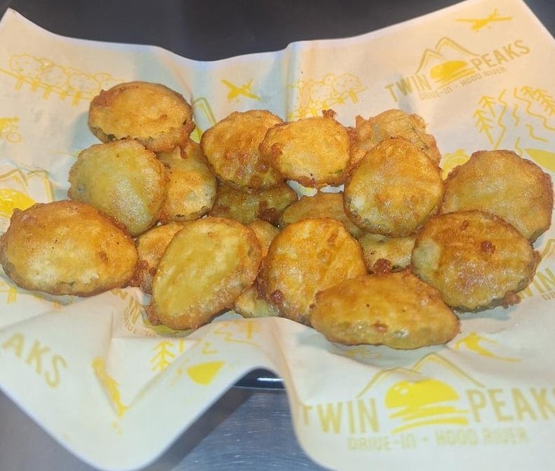 Twin Peaks Drive In by null