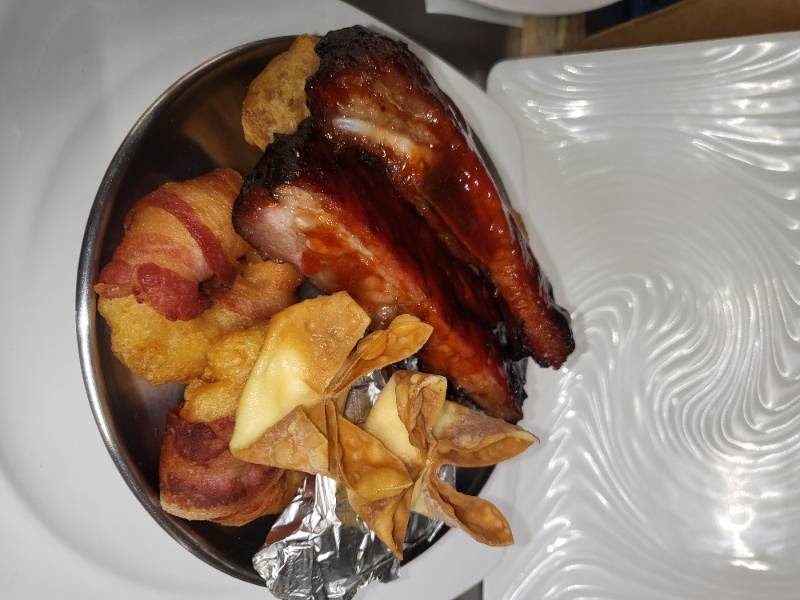 Hong Kong Chinese Restaurant by null