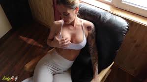 Milf yoga pants jpg x Milf yoga pants