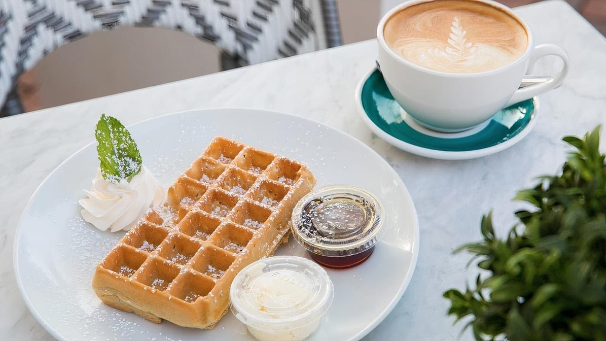 Sweet Paris Creperie & Cafe by null