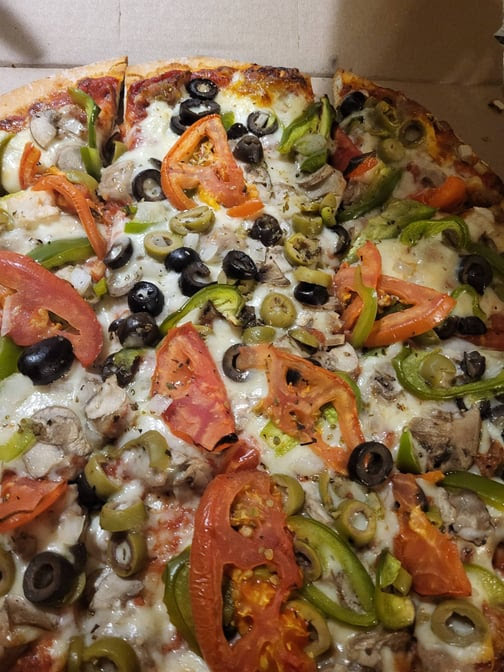 Vinny's Pizza by null